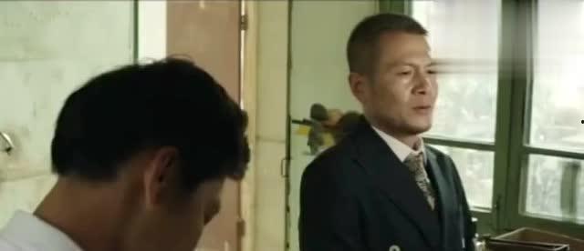 国产最火爆的搞笑视频,笑点爆棚，笑到肚子疼